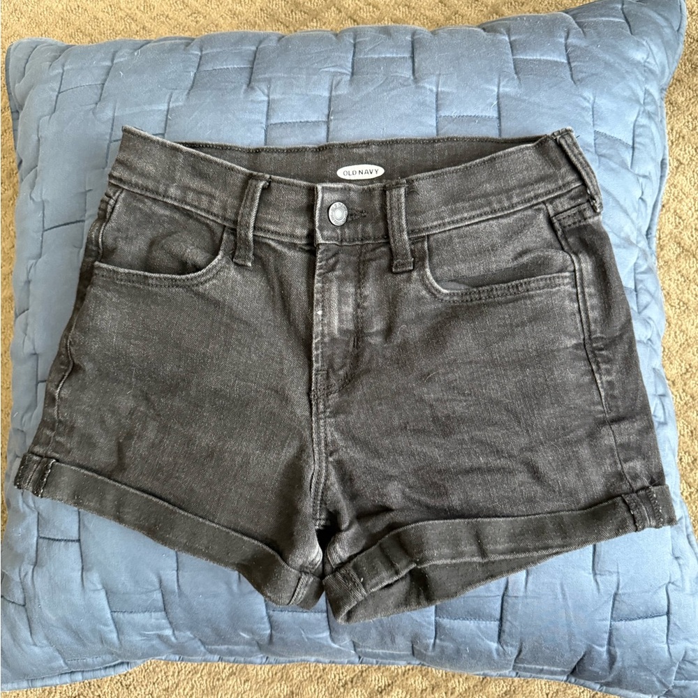 Old Navy Women's Black Cuffed Jean Shorts